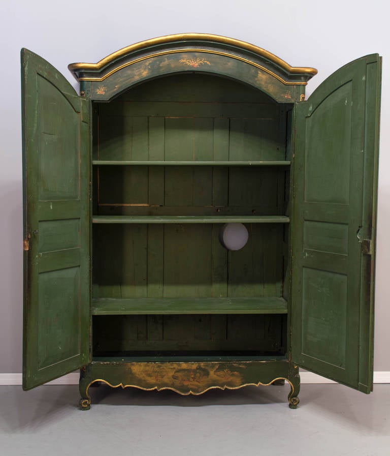 18th French Louis XV Chinoiserie Painted Armoire 4