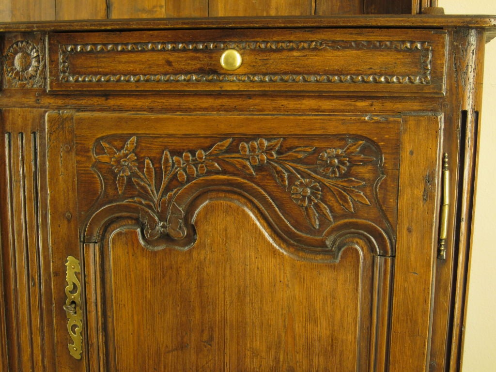 Country French Normandy Carved Pine Vaisselier 6