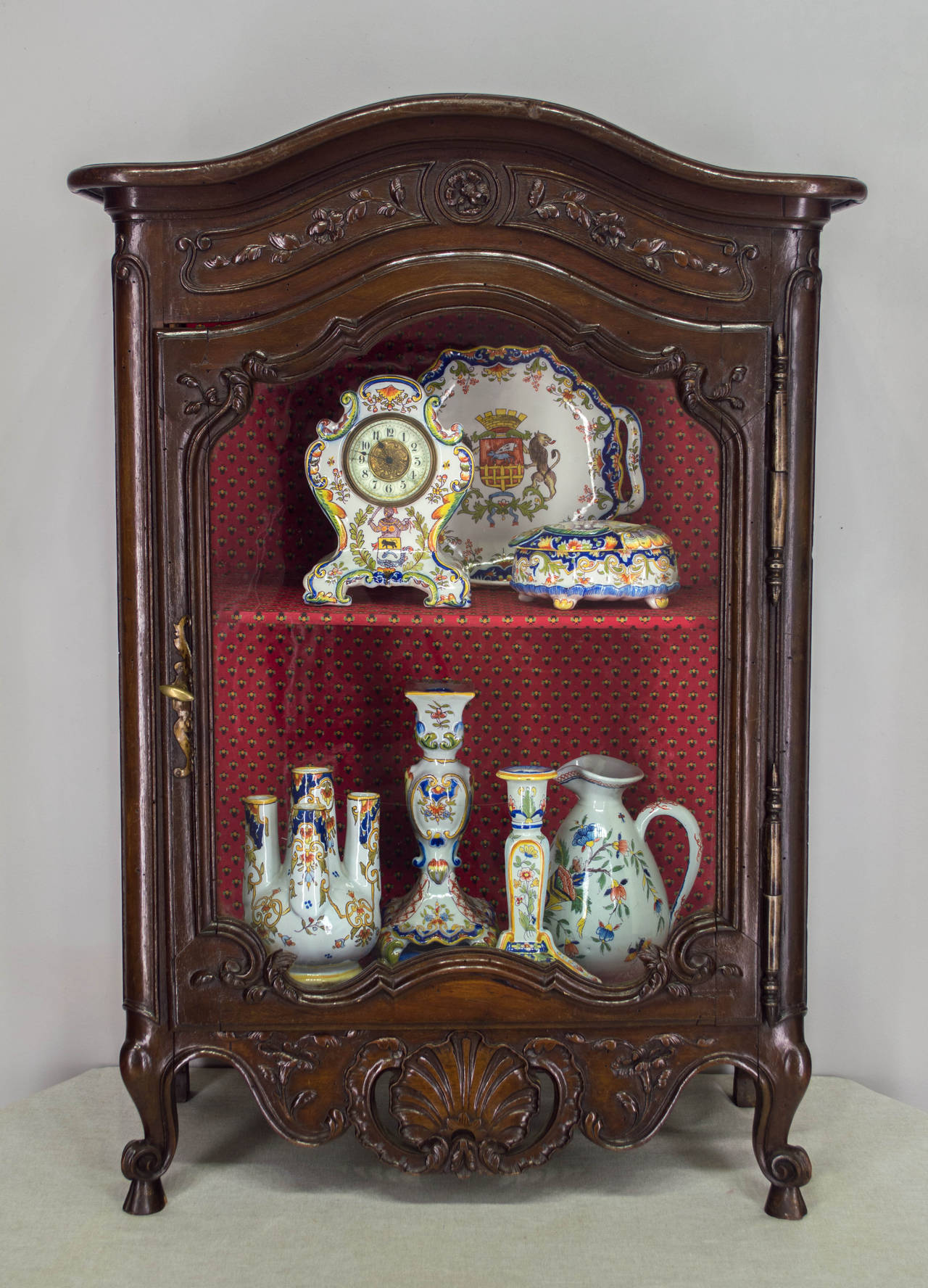 19th Century Louis XV Style Provençal Verrio or Display Cabinet 1