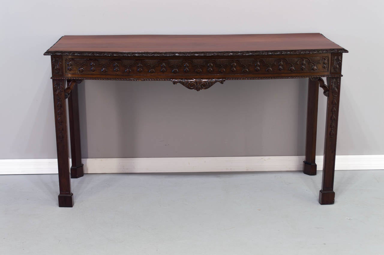 A 20th c. English Style Mahogany Server, perfect table to use behind a sofa, solid mahogany in great condition.