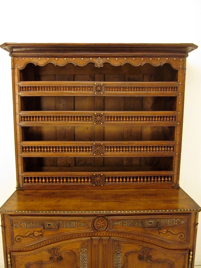 19th c. French Brittany Buffet Vaisellier or Hutch, Dated 1832 5