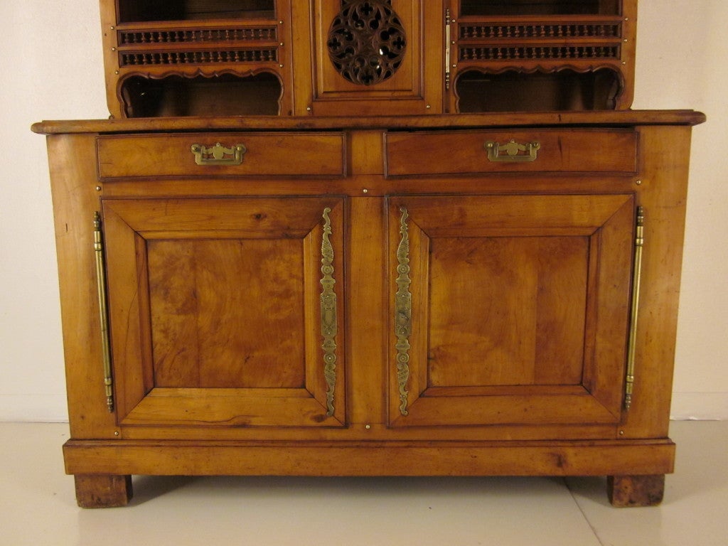 19th c. French Louis-Philippe Buffet Vaisselier with Clock In Excellent Condition In Winter Park, FL