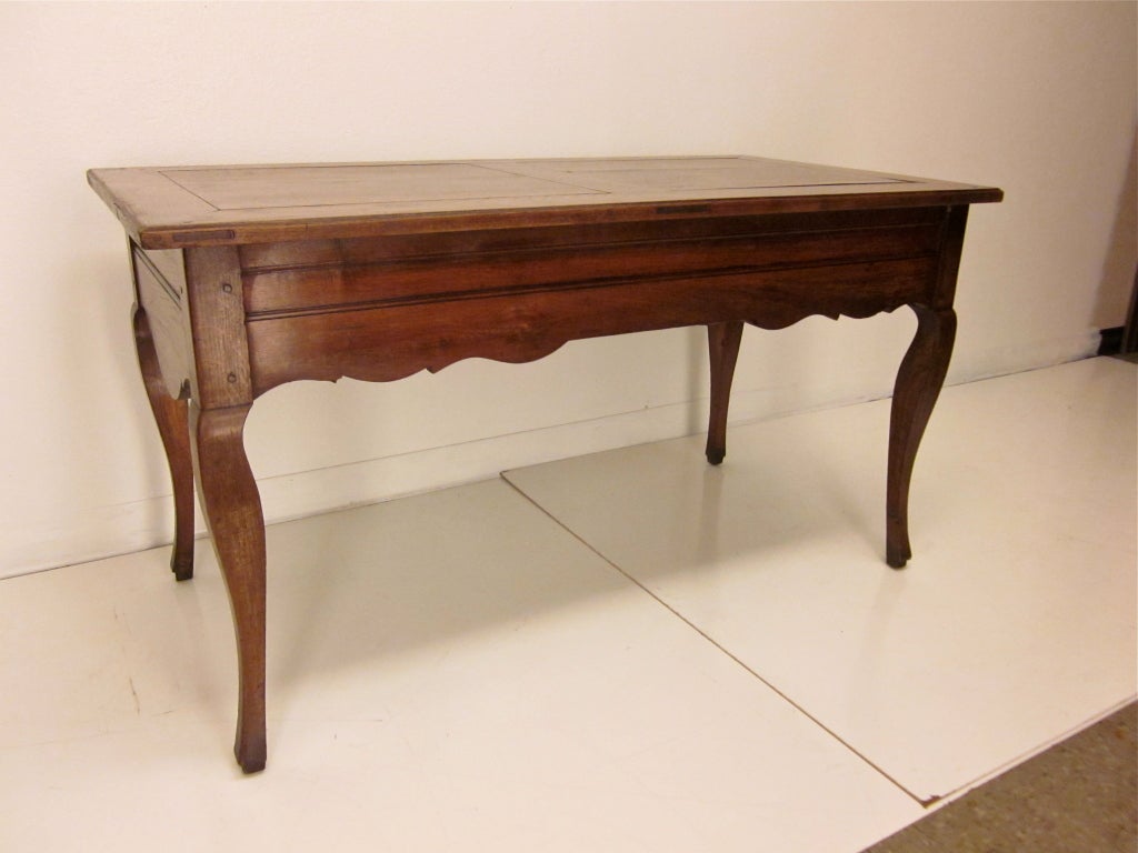 A French Country Louis XV Dough Table or Petrin In Excellent Condition In Winter Park, FL