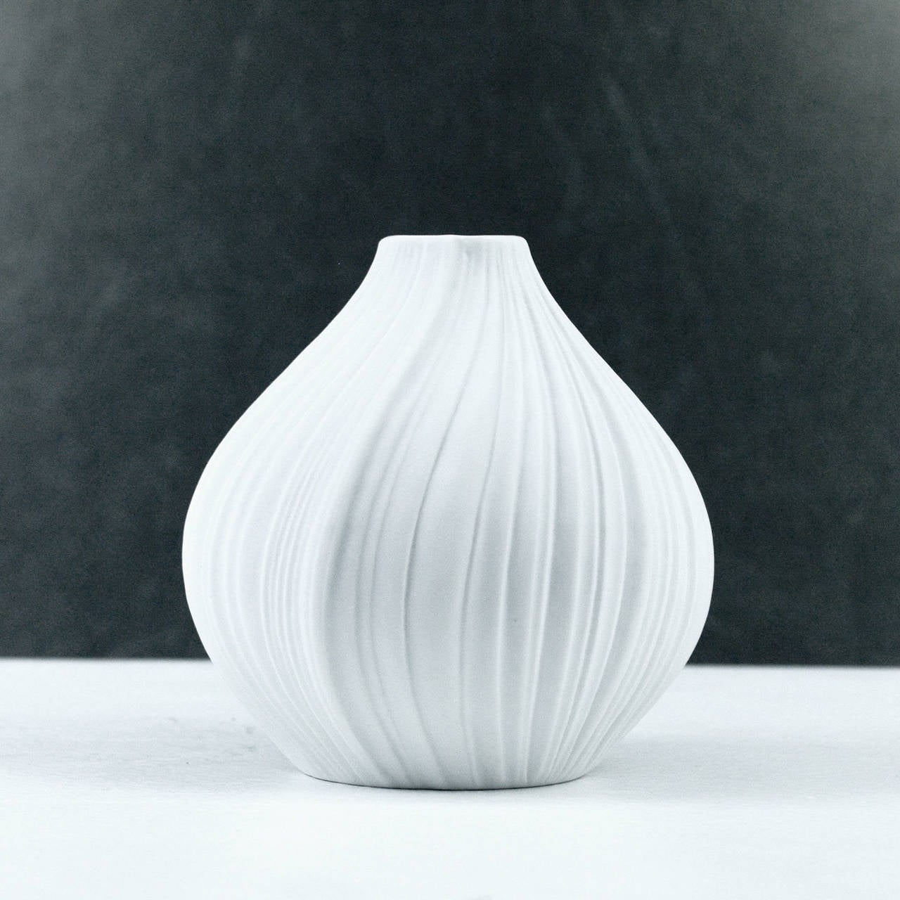 graceful German Op-Art vase by Martin Freyer for Rosenthal Studio Line in unglazed bisque porcelain
