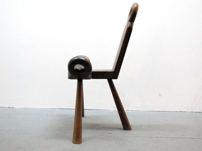 3 legged chair