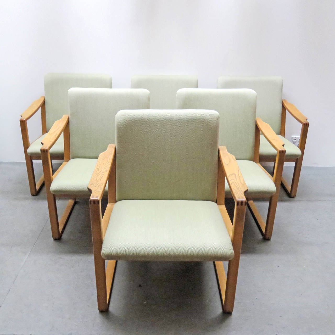 Set of Six Borge Mogensen Dining Chairs 4