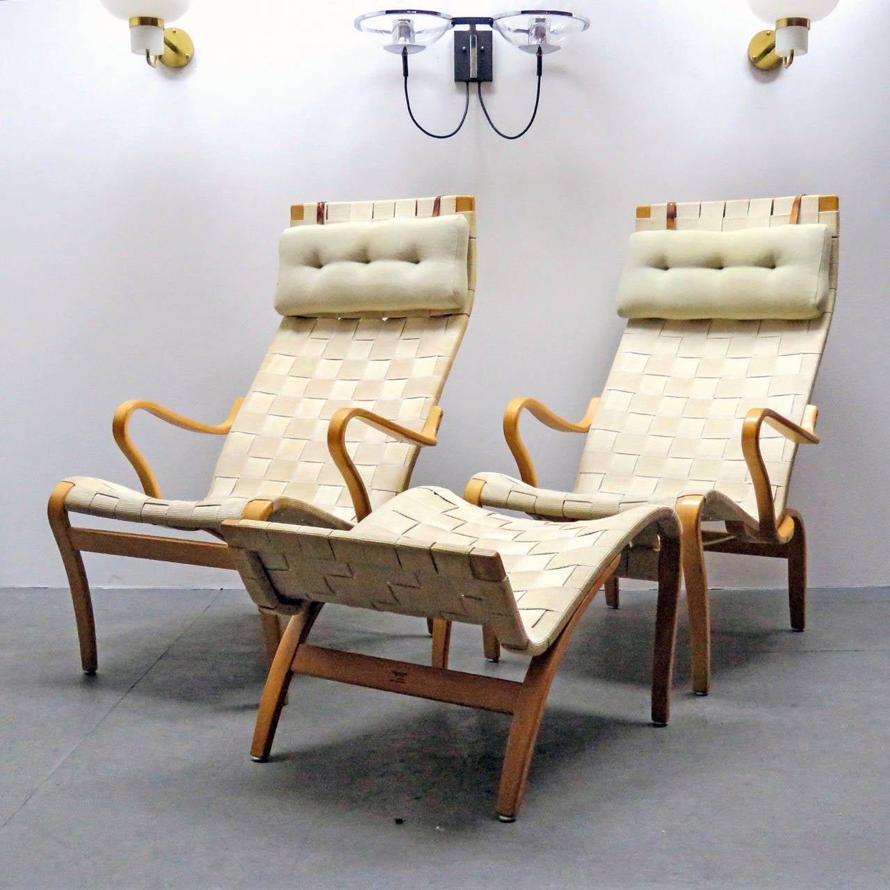 Two Miranda Lounge Chairs and Ottoman by Bruno Mathsson 3