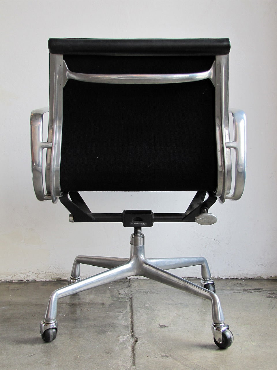 Late 20th Century Charles and Ray Eames Soft Pad Desk Chair