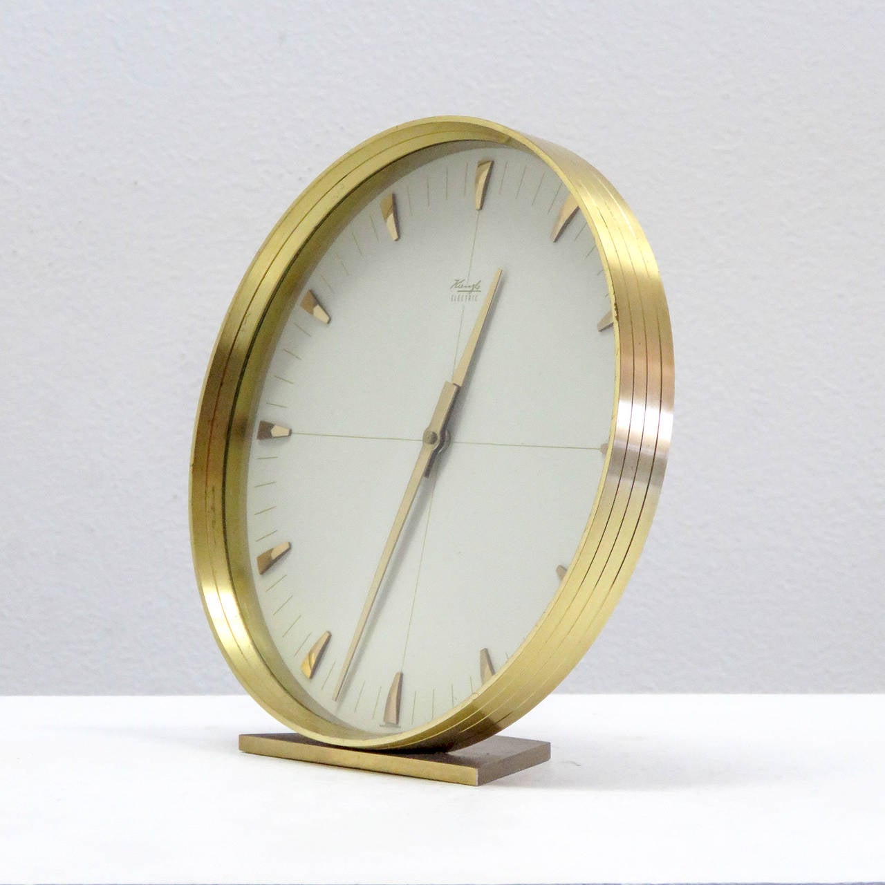 Kienzle Electric Table Clock 1