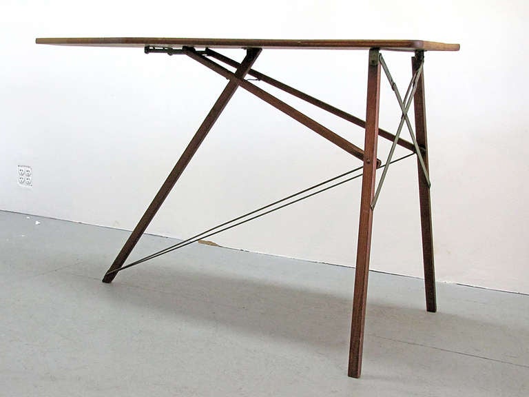1930's Wooden Ironing Board In Good Condition In Los Angeles, CA