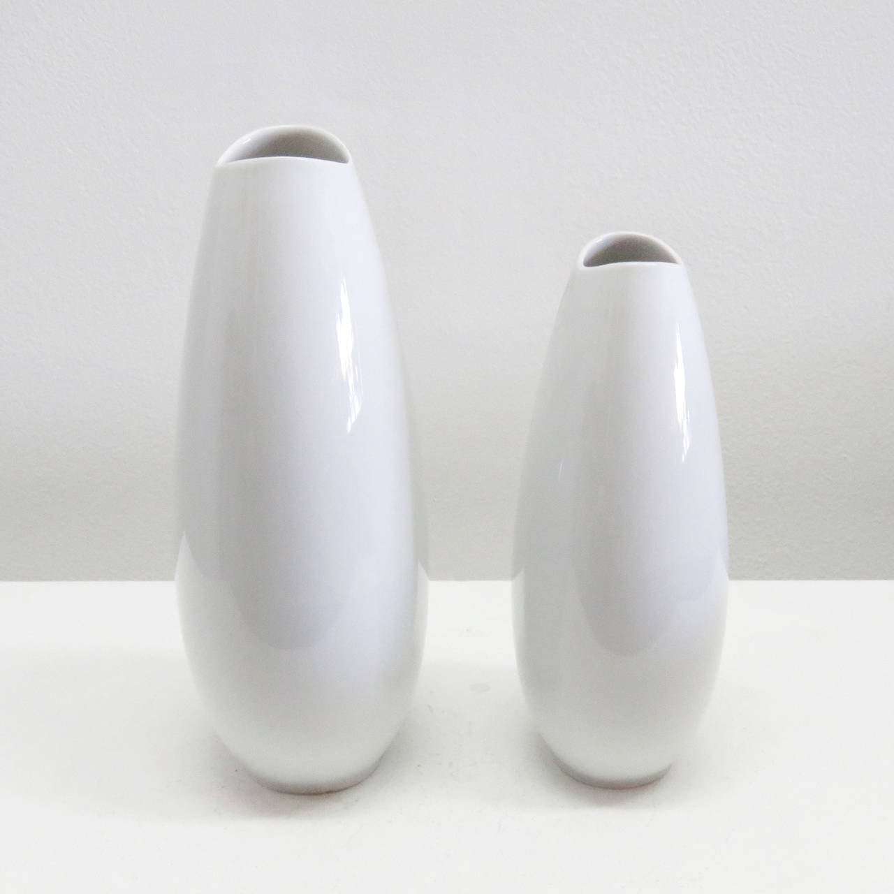 Late 20th Century Set of Thomas Vases