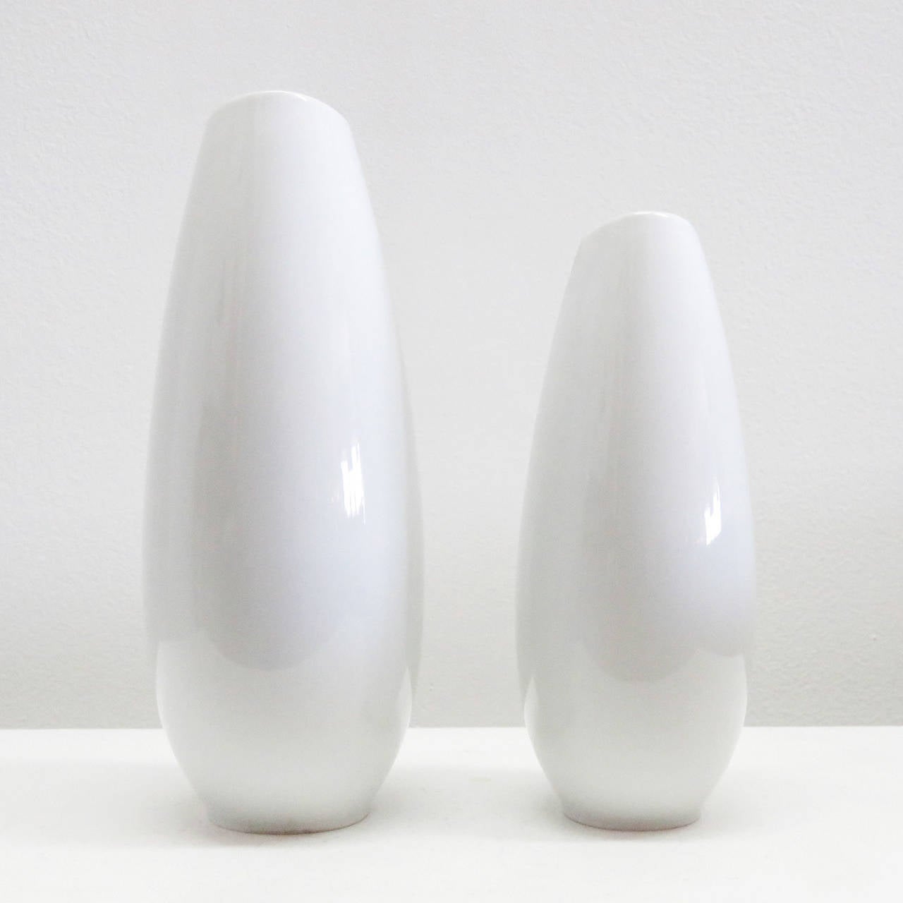 Porcelain Set of Thomas Vases