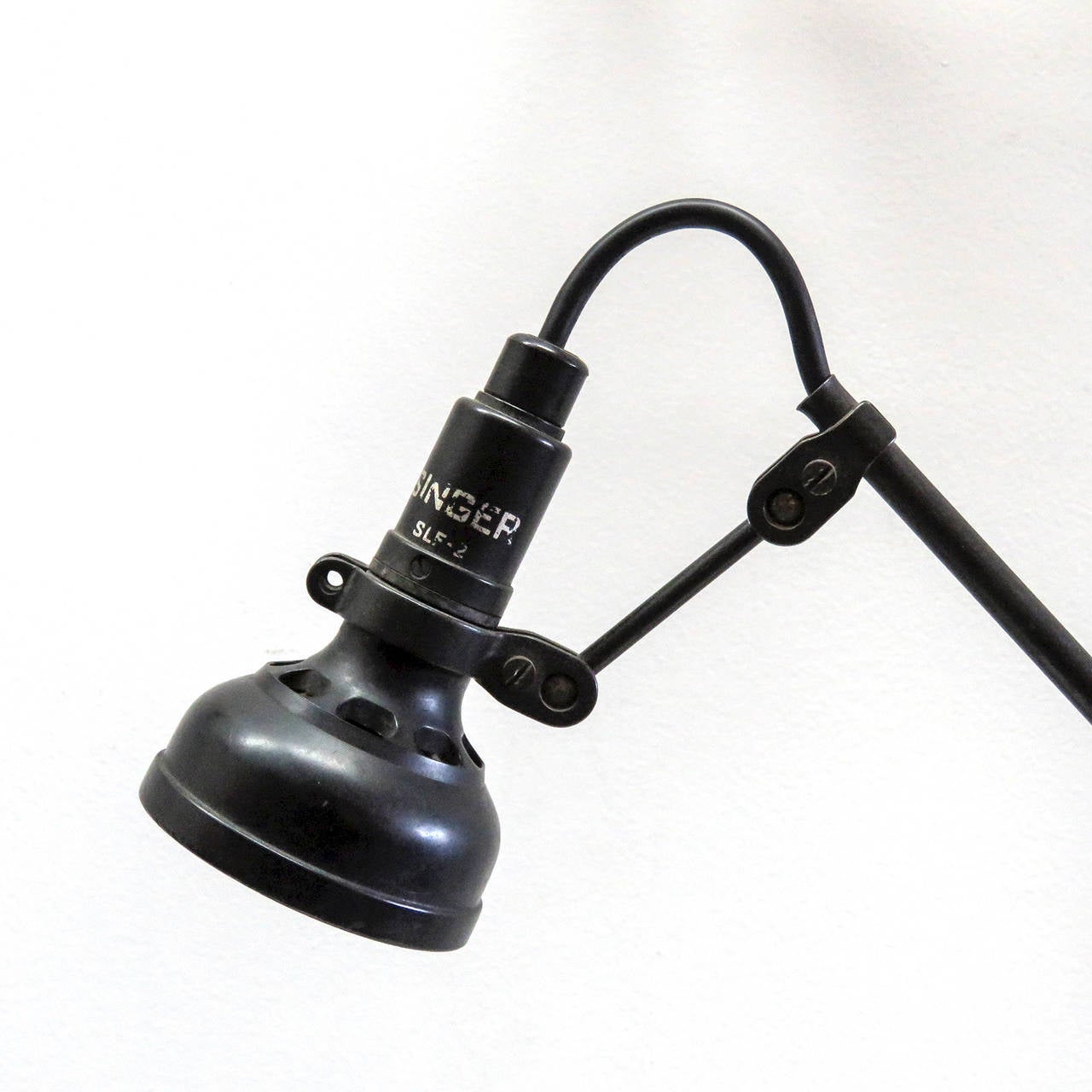 Singer Task Lights In Excellent Condition In Los Angeles, CA
