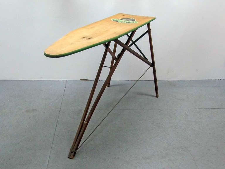 1930's Wooden Ironing Board In Good Condition In Los Angeles, CA