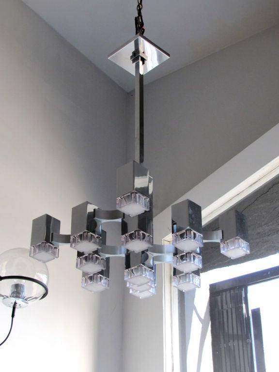 sciolari cubic chandelier