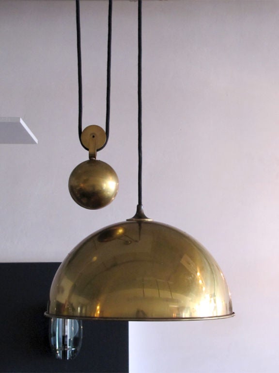 beautiful brass counterweight pendant <br />
with very heavy sphere pulley mechanism <br />
current extension capability from 12