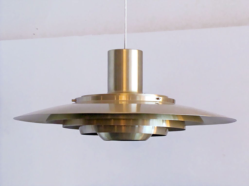 Preben Fabricius & Jørgen Kastholm Lamp