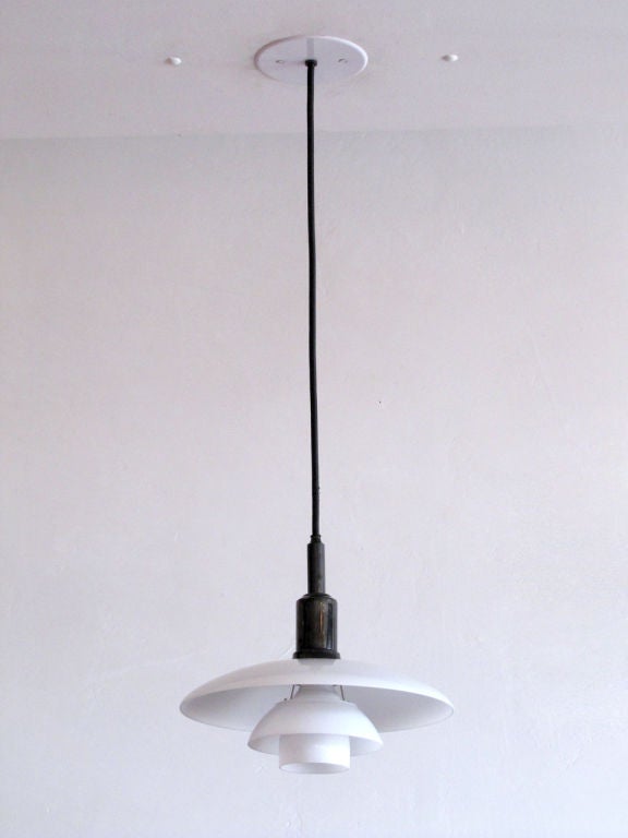 Poul Henningsen "PH 3/2" Pendant Light