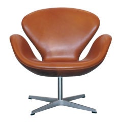 Arne Jacobsen - Swan Chair, model 3320