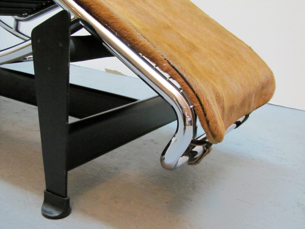 LC4 Chaise by Le Corbusier 3