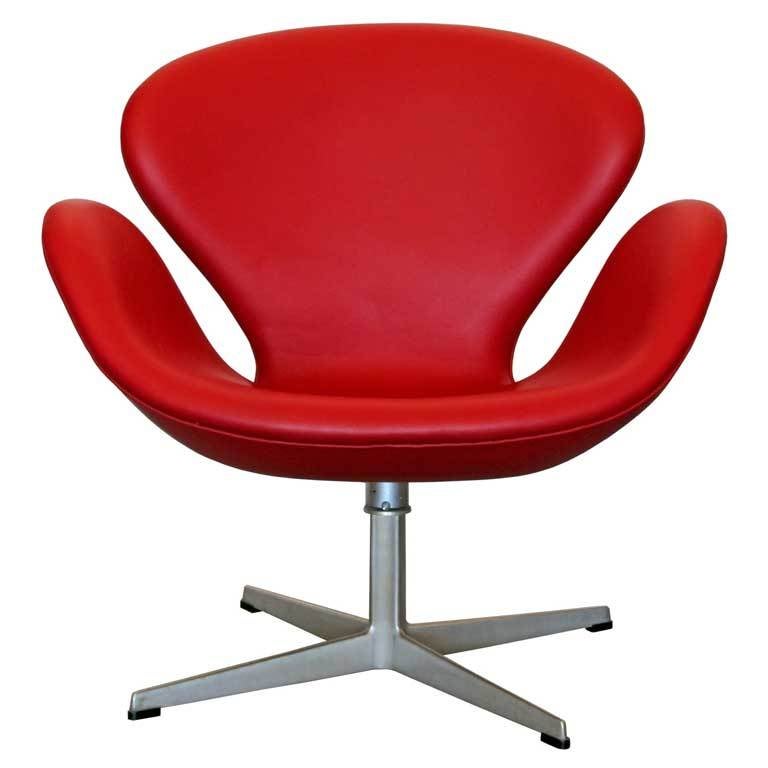 Arne Jacobsen "Swan Chair" by Fritz Hansen