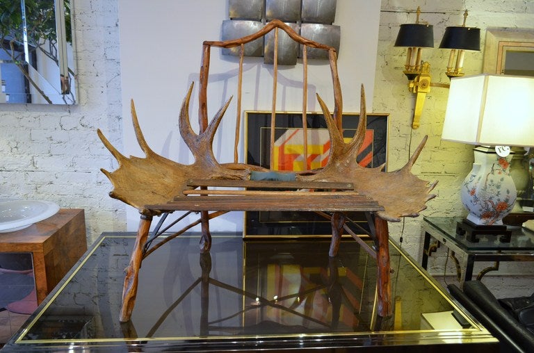 Rustic Canadian Craftsman Moose Antler Chair In Good Condition In Chicago, IL