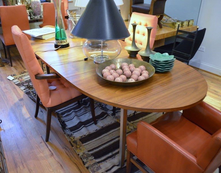 Mid-20th Century Paul McCobb Oval Extension Dining Table For Sale