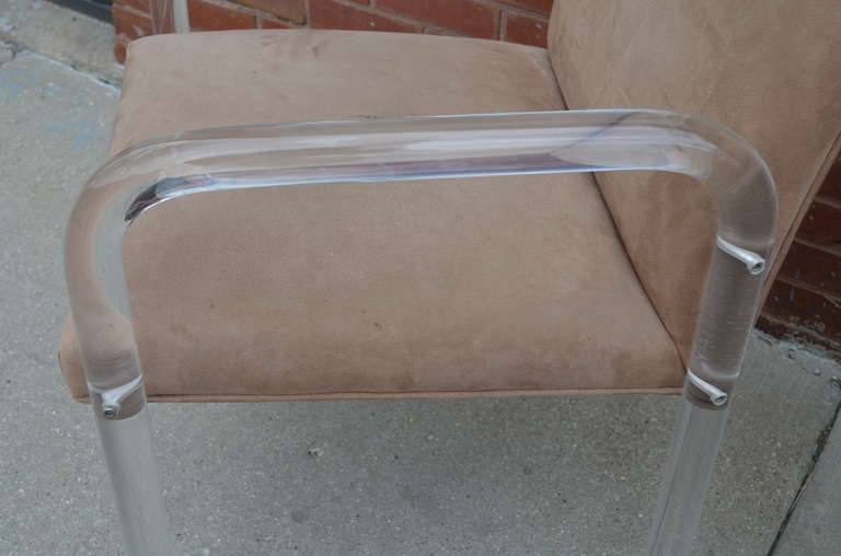 Pair of Thick Lucite Armchairs 1