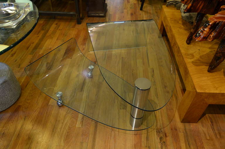 Mid-Century Modern Fiam Italia Table basse pivotante en verre articulé