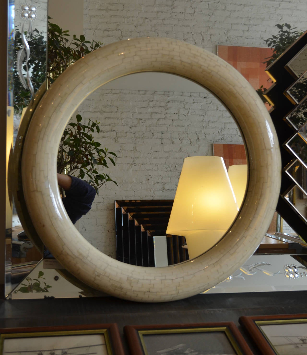 Karl Springer Style Round Mirror In Good Condition In Chicago, IL