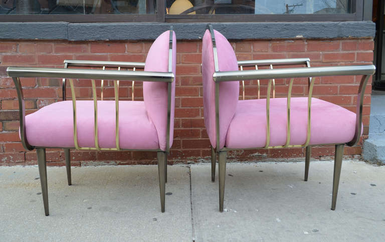 Pair of Design Institute of America DIA Memphis Style Bronze and Brass Armchairs In Good Condition In Chicago, IL