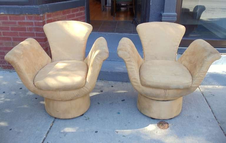 American Set of Four Sculptural Tulip Shaped Swivel Chairs