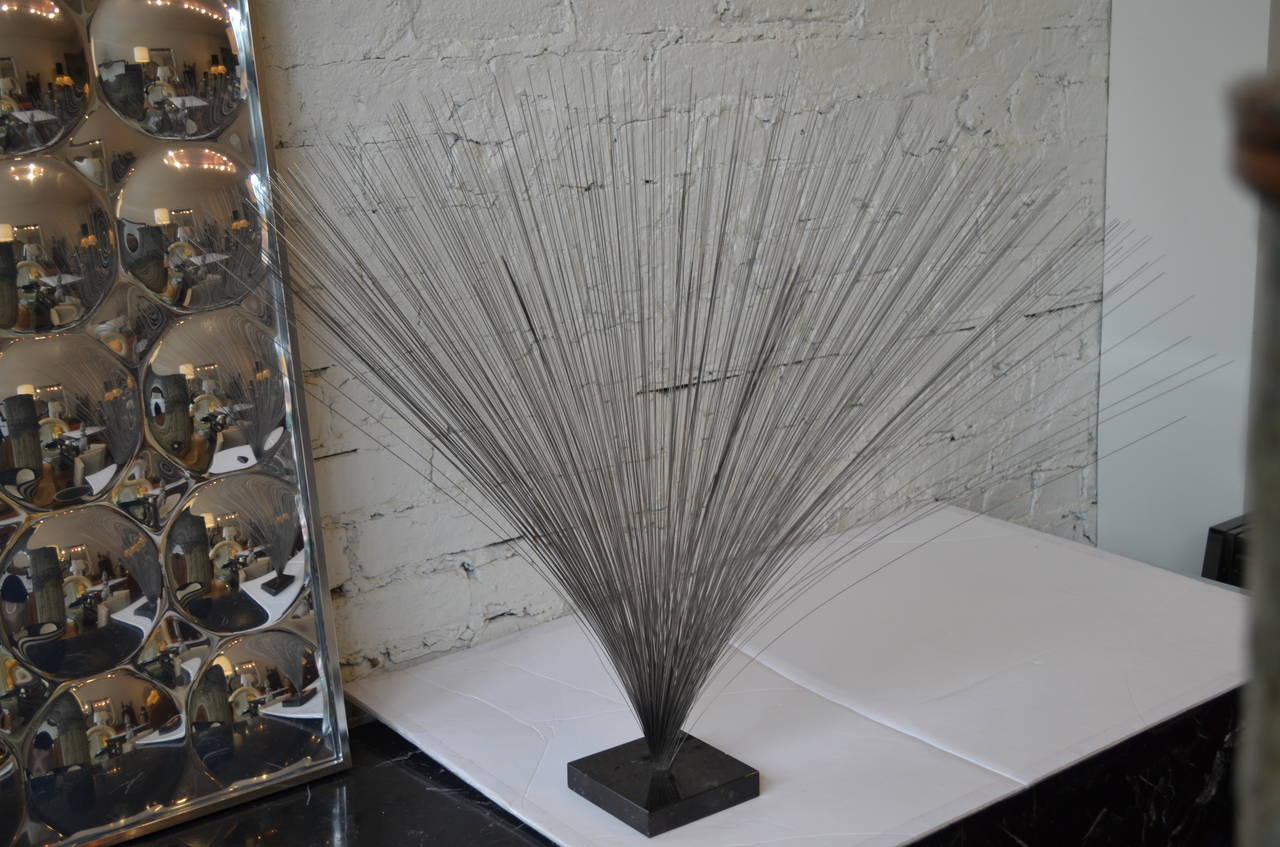 A fine example of Harry Bertoia's for Knoll iconic Kinetic spray sculpture.
Rare example on black marble base. Not signed.