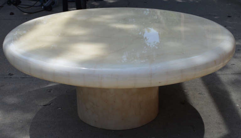 Round Pedestal Onyx Coffee Table