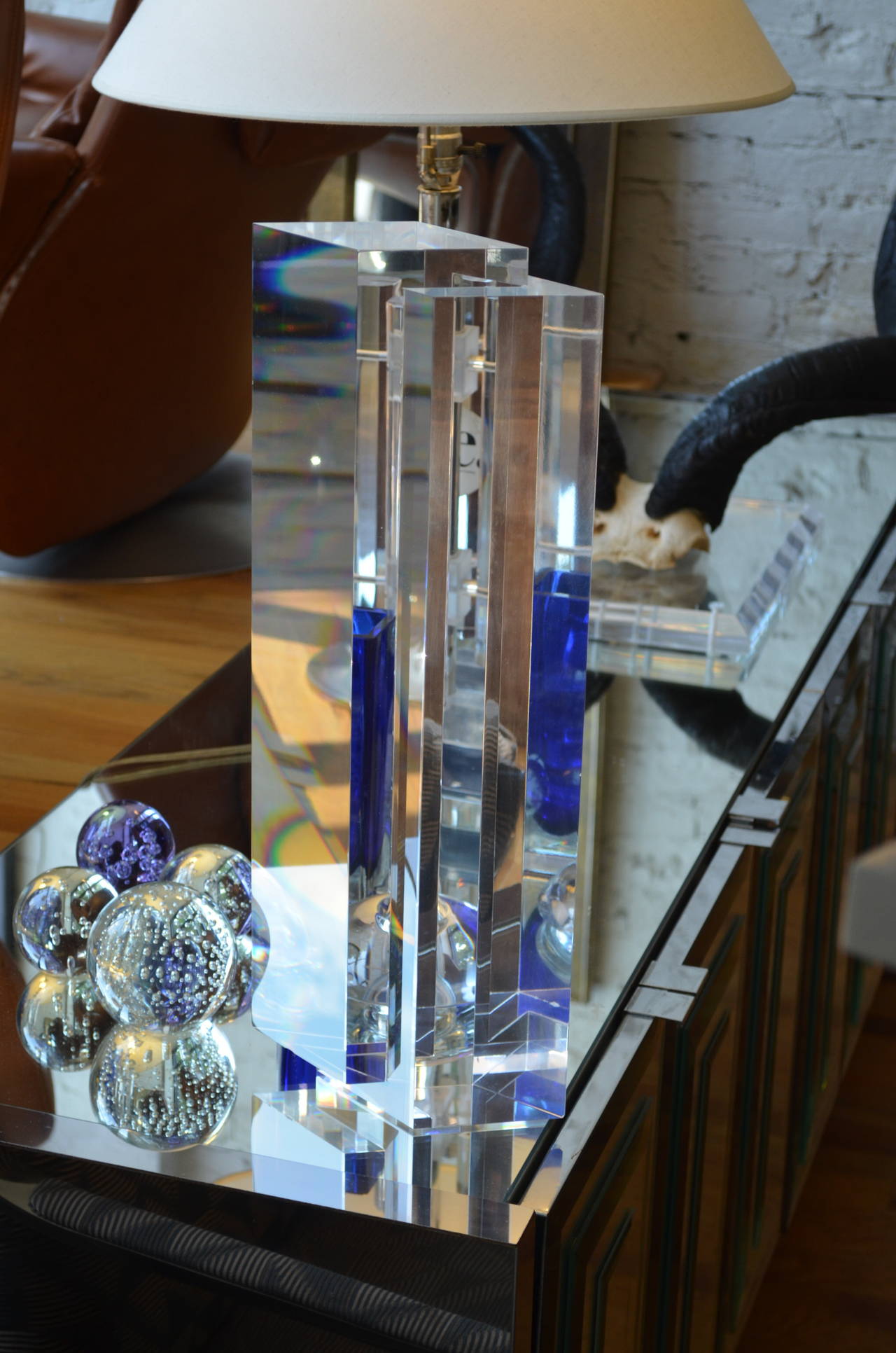 Exceptional Lucite Sculpture In Excellent Condition In Chicago, IL