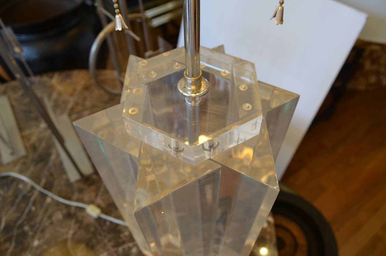 Late 20th Century Lucite Les Prismatiques Substantial Table  Lamp