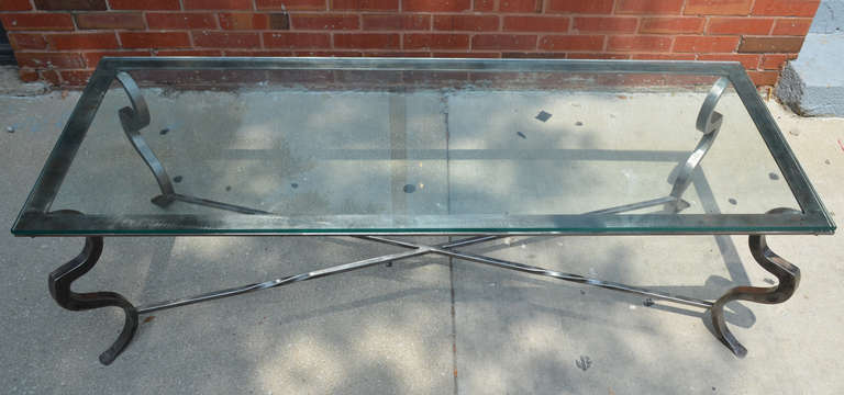 Steel and Glass  Coffee Table In Good Condition For Sale In Chicago, IL