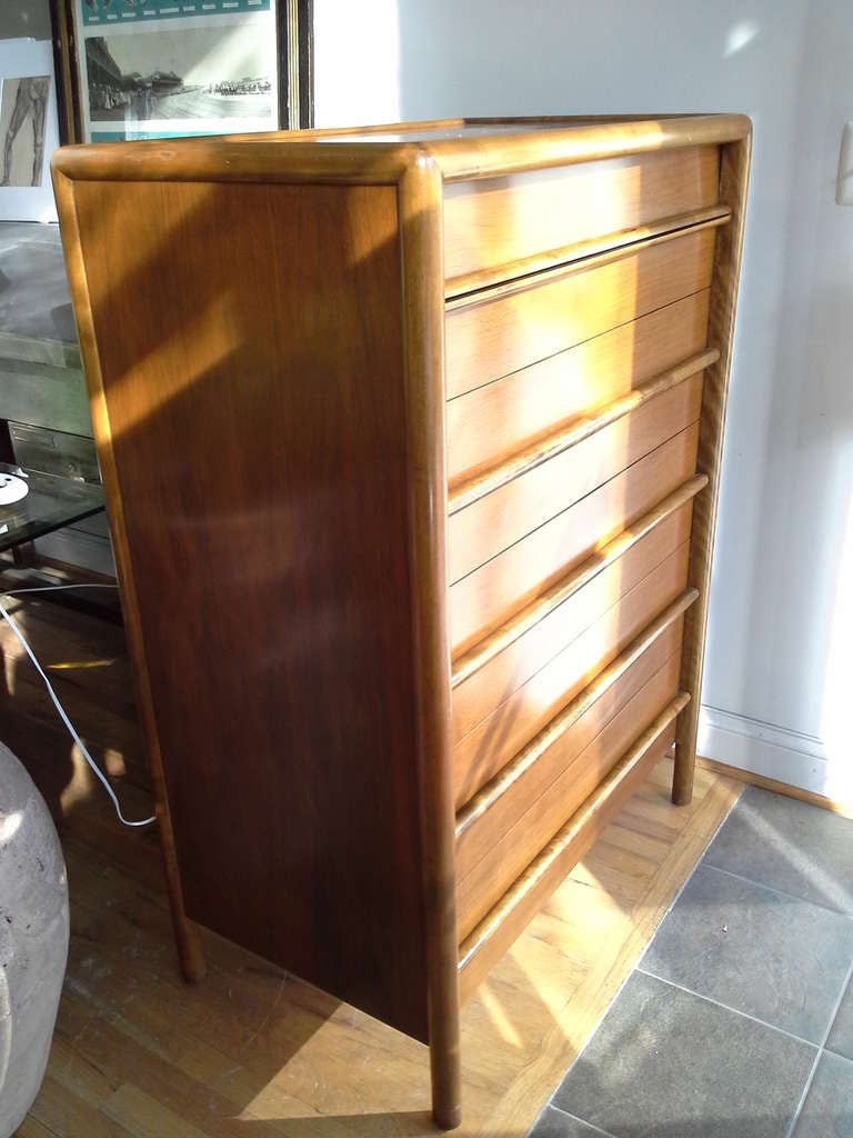 T. H. Robsjohn-Gibbings Chest for Widdicomb In Excellent Condition In Chicago, IL