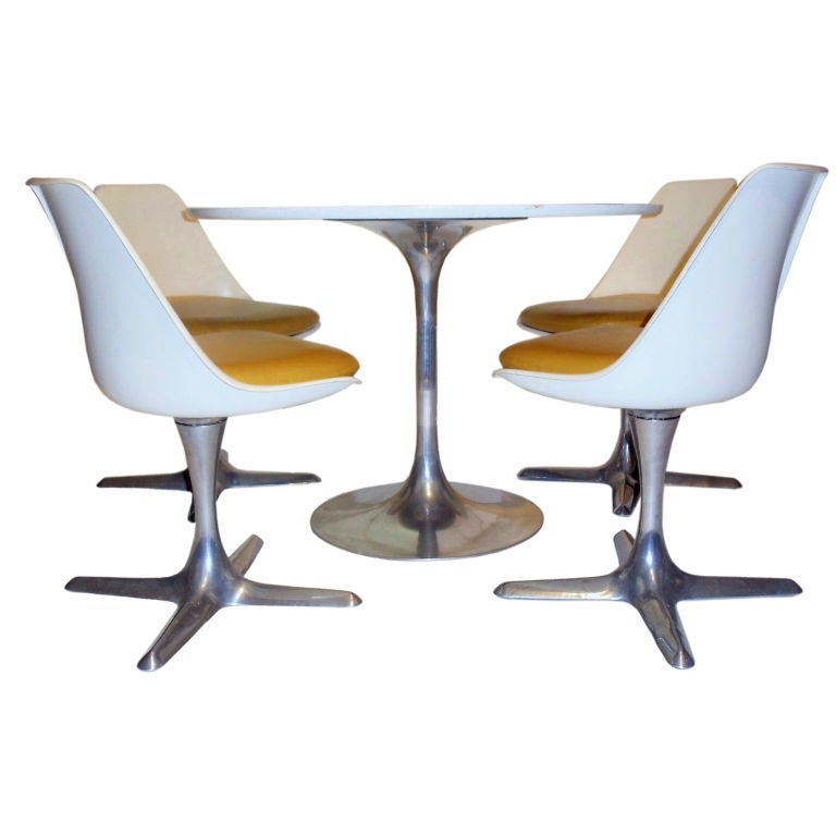1960 S Burke Dining Table And Chairs At 1stdibs 1960 S Burke Dining Table And Chairs For