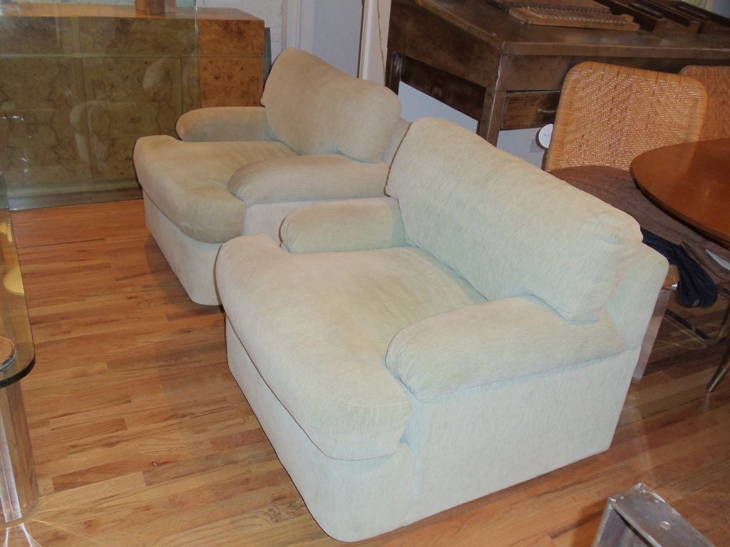 American Pair of Milo Baughman Swivel Chairs and Ottoman for Directional