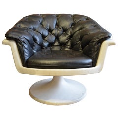 Tulip Base Swivel Chair