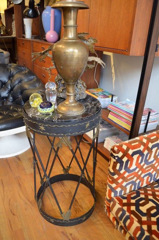 Italian Marble-Top Arrow Side Table In Good Condition In Chicago, IL