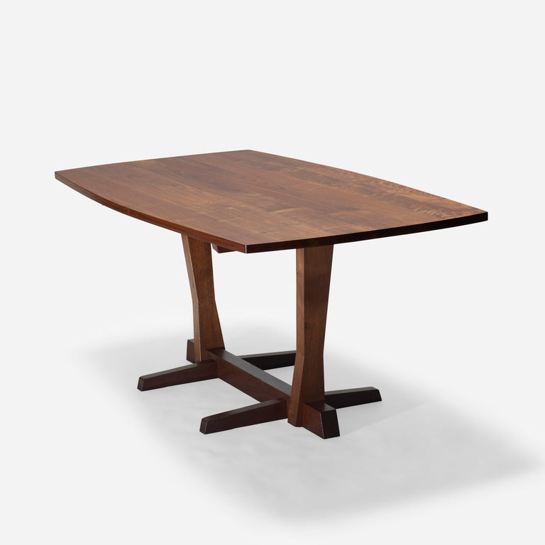 Conoid dining table by George Nakashima In Excellent Condition In Chicago, IL
