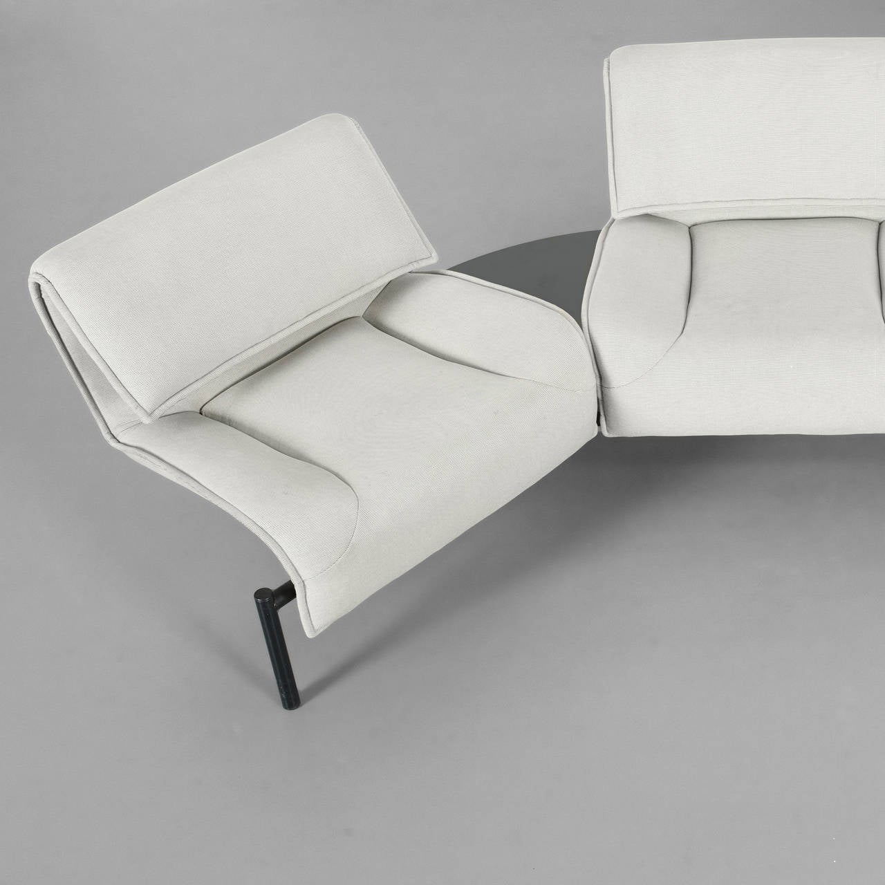 Veranda Three-Section Sofa by Vico Magistretti for Cassina In Good Condition In Chicago, IL