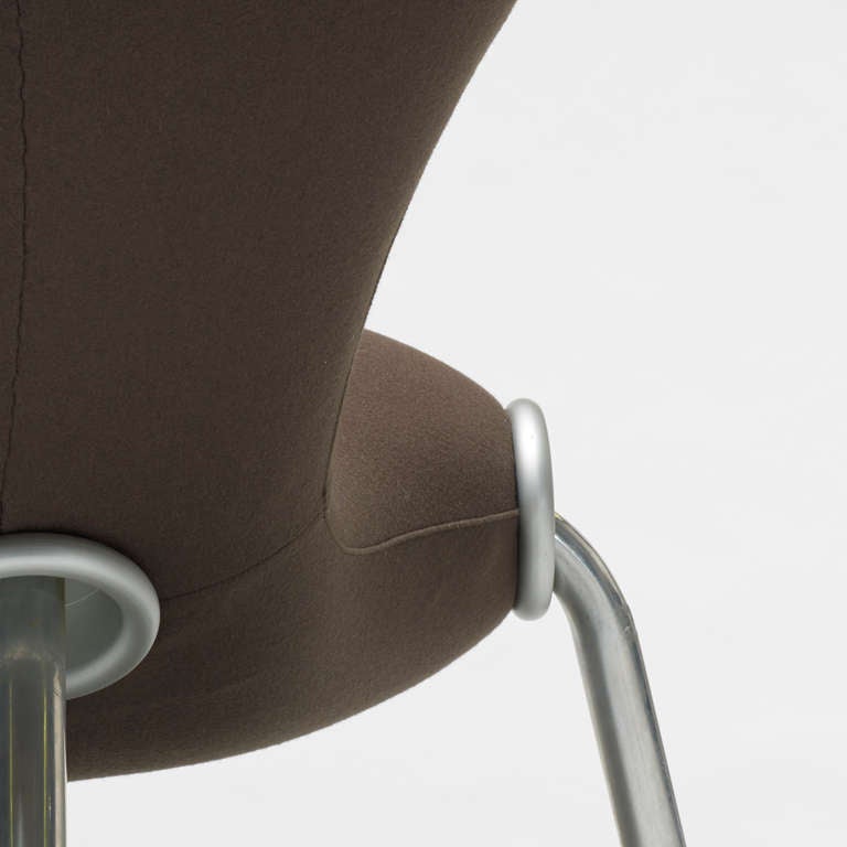 Embryo Chair by Marc Newson For Idée In Excellent Condition In Chicago, IL