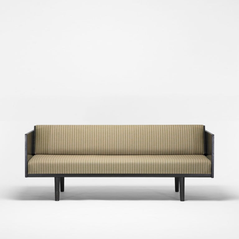 sofa bed by Hans Wegner, attribution