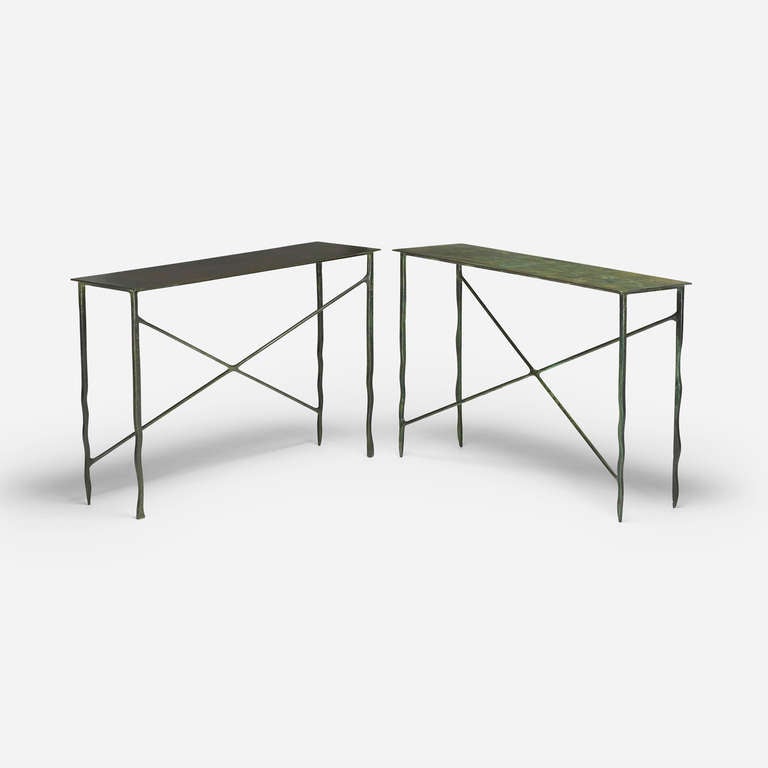 This pair of bronze console tables by American sculptor Neil Goodman feels both industrial and handcrafted. Goodman’s many public works include a large-scale bronze sculpture in the Mary and Leigh Block Museum at Northwestern University and a