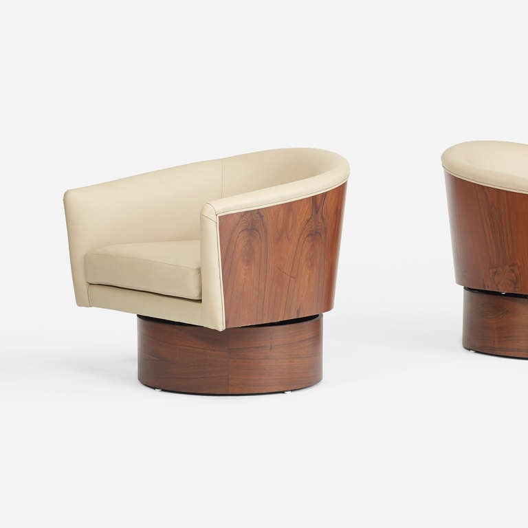 Mid-20th Century lounge chairs, pair by Milo Baughman for Thayer Coggin