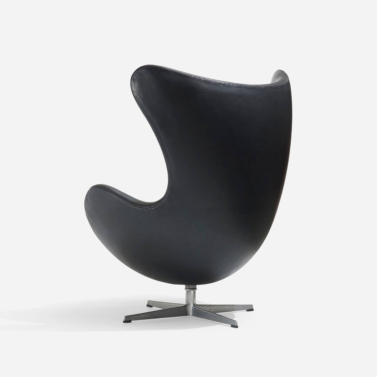 Danish Egg Chair by Arne Jacobsen for Fritz Hansen