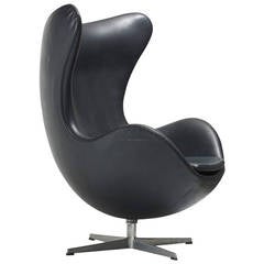 Egg Chair by Arne Jacobsen for Fritz Hansen